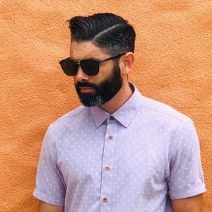 Meet your Posher, Levi